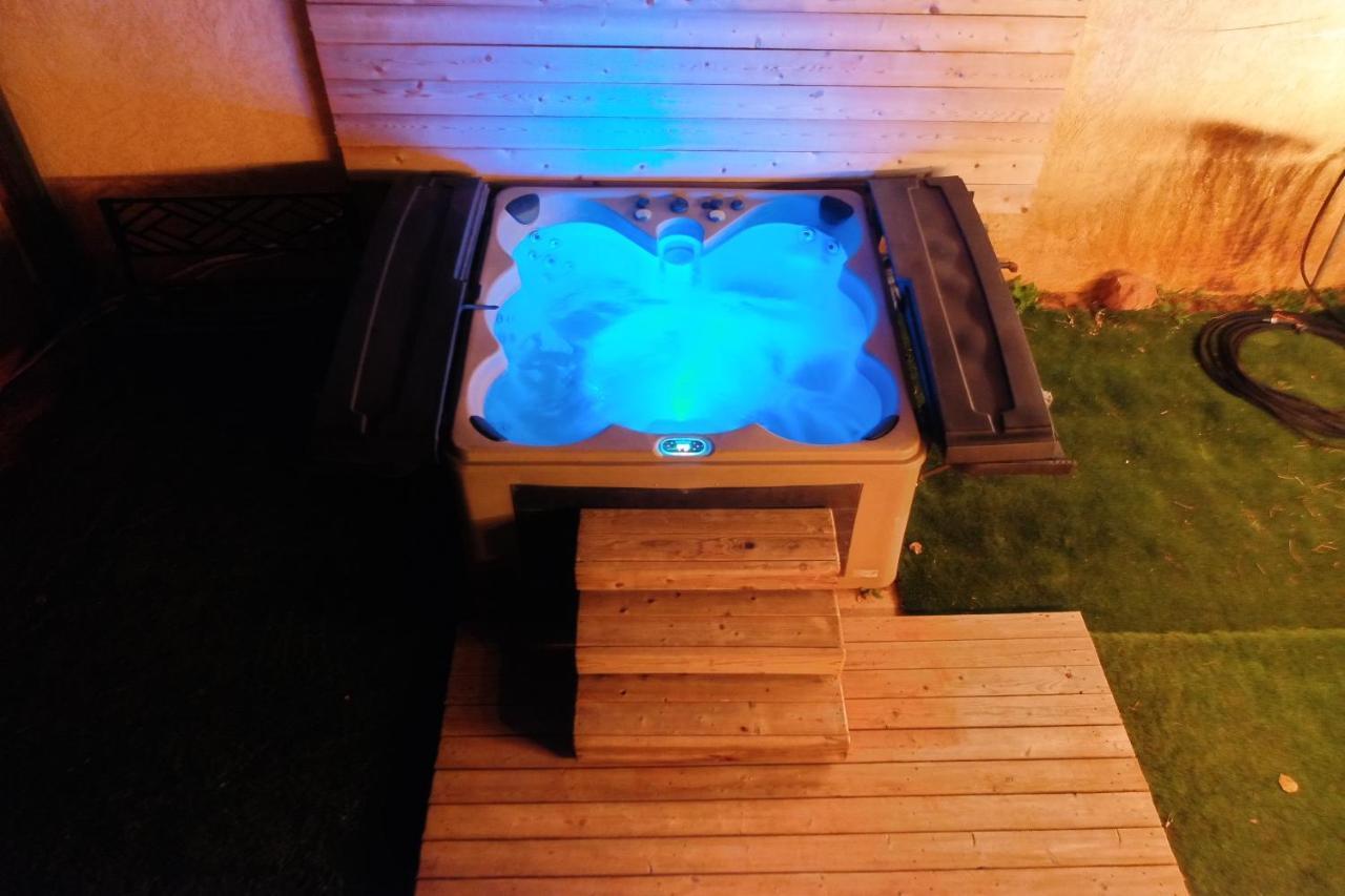Tiny Home Hot Tub Colorado City 外观 照片